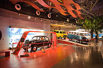 国产古装妇女野外A片,探寻古装影视新现象：揭秘国产古装妇女野外A片的魅力与争议-2