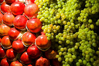 国产古装妇女野外A片,探寻古装影视新现象：揭秘国产古装妇女野外A片的魅力与争议-3