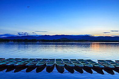 只有这里有精品：品味非凡，寻宝“精品独有地”-2