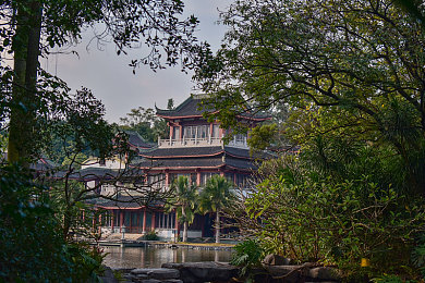 十八岁勿进：未成年闯禁地，法规守护成长路-2