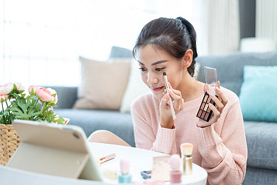 我的性孝敬小说长篇小说,性孝敬新解：小说《我的性孝敬》引发孝道与价值观碰撞讨论-3
